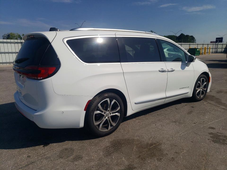 2024 Chrysler Pacifica Pinnacle