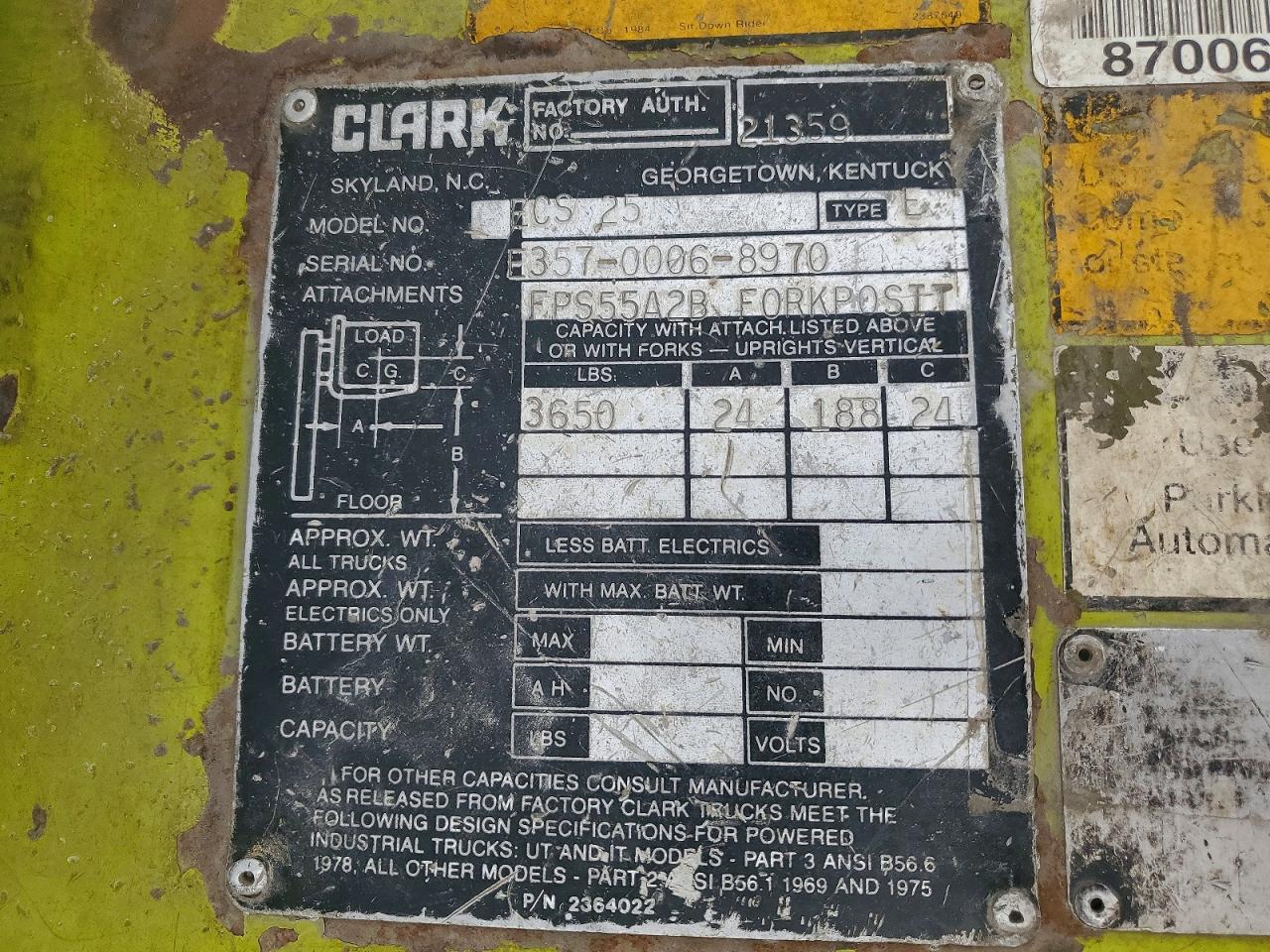 2000 Clark Forklift
