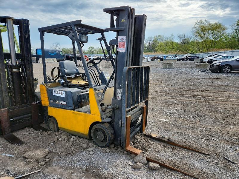2000 Caterillar 2000 Caterpillar Forklift