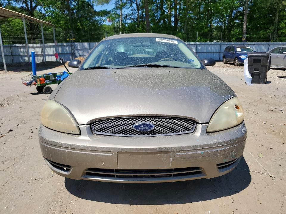 2006 Ford Taurus se