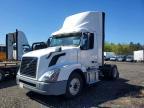 2018 Volvo VNL Semi Truck