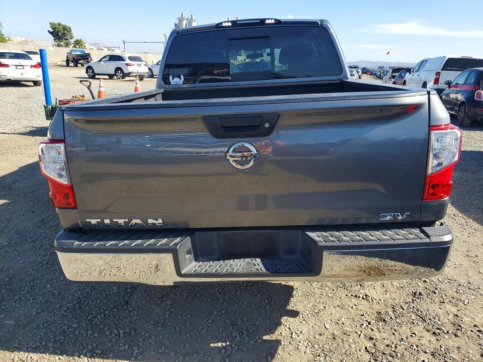 2019 Nissan Titan SV