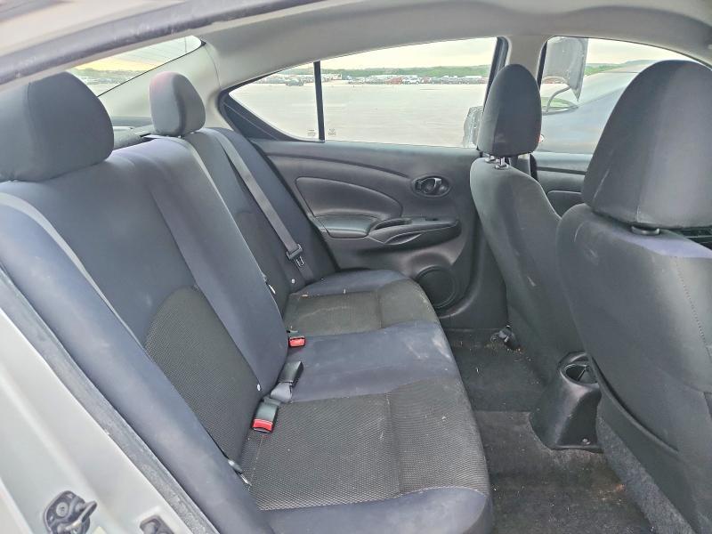 2012 Nissan Versa 1.6 s