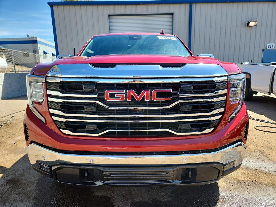 2025 GMC Sierra K1500 SLT