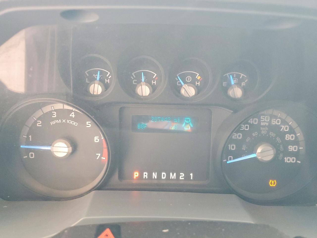 2016 Ford F350 Super Duty Utility / Service Truck