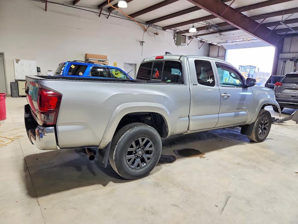2022 Toyota Tacoma SR5