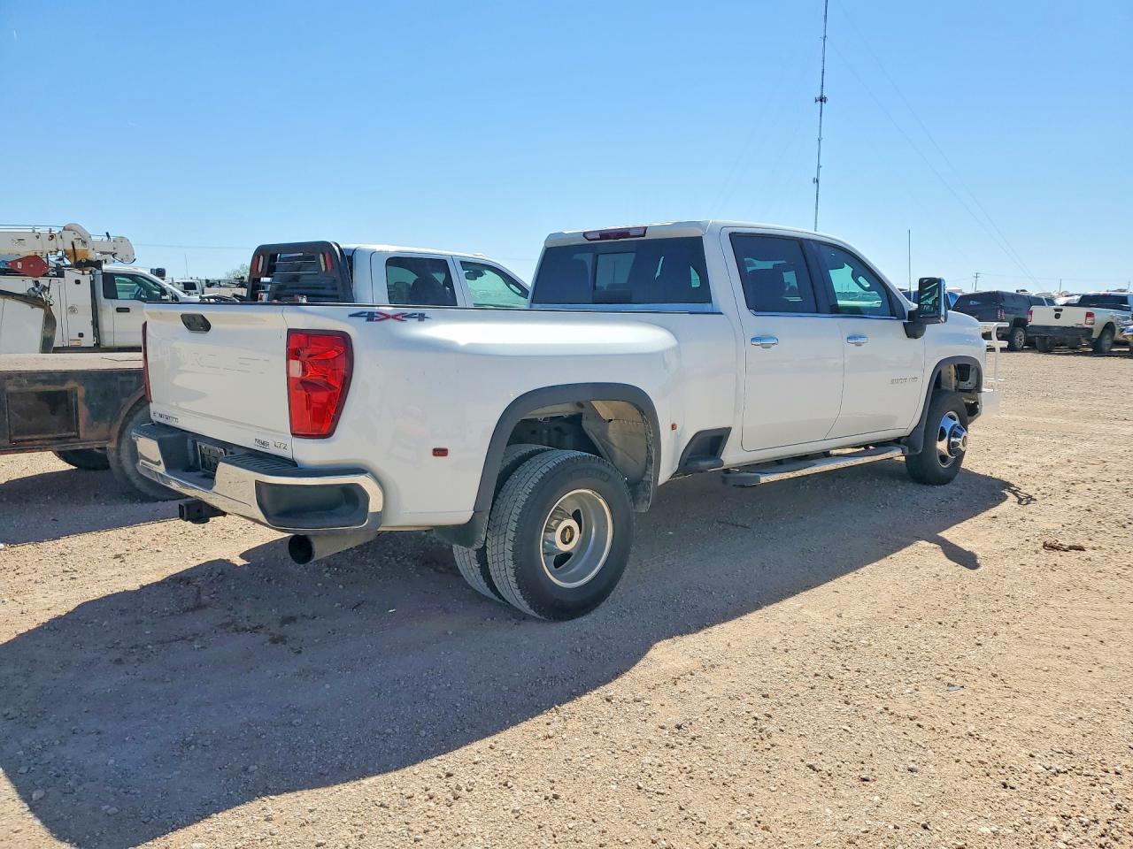2023 Chevrolet Silverado K3500 LTZ
