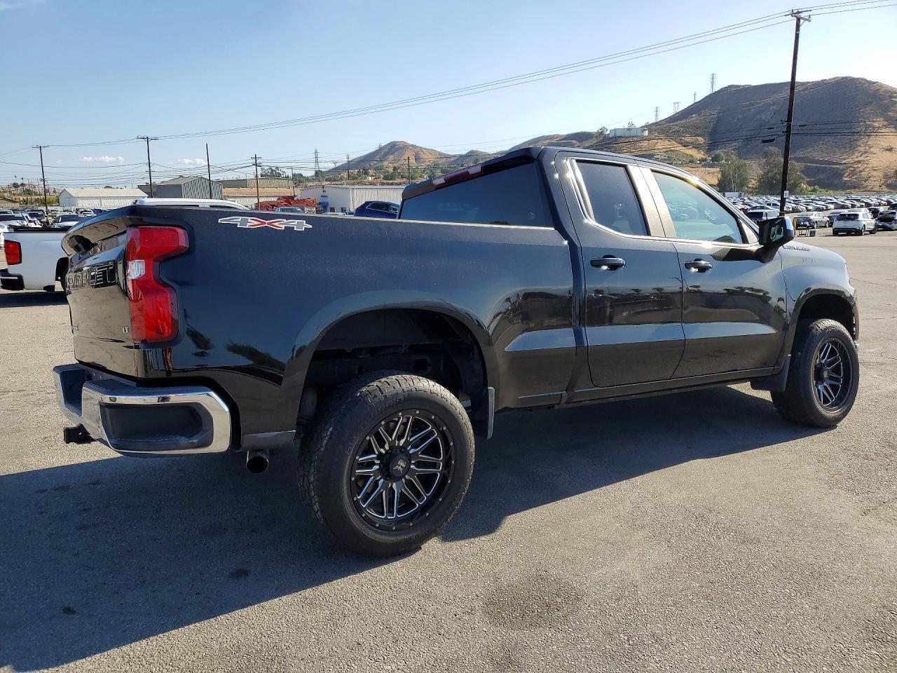 2020 Chevrolet Silverado K1500 LT