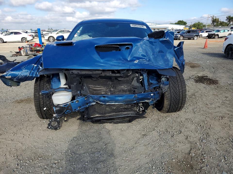 2020 Dodge Challenger r
