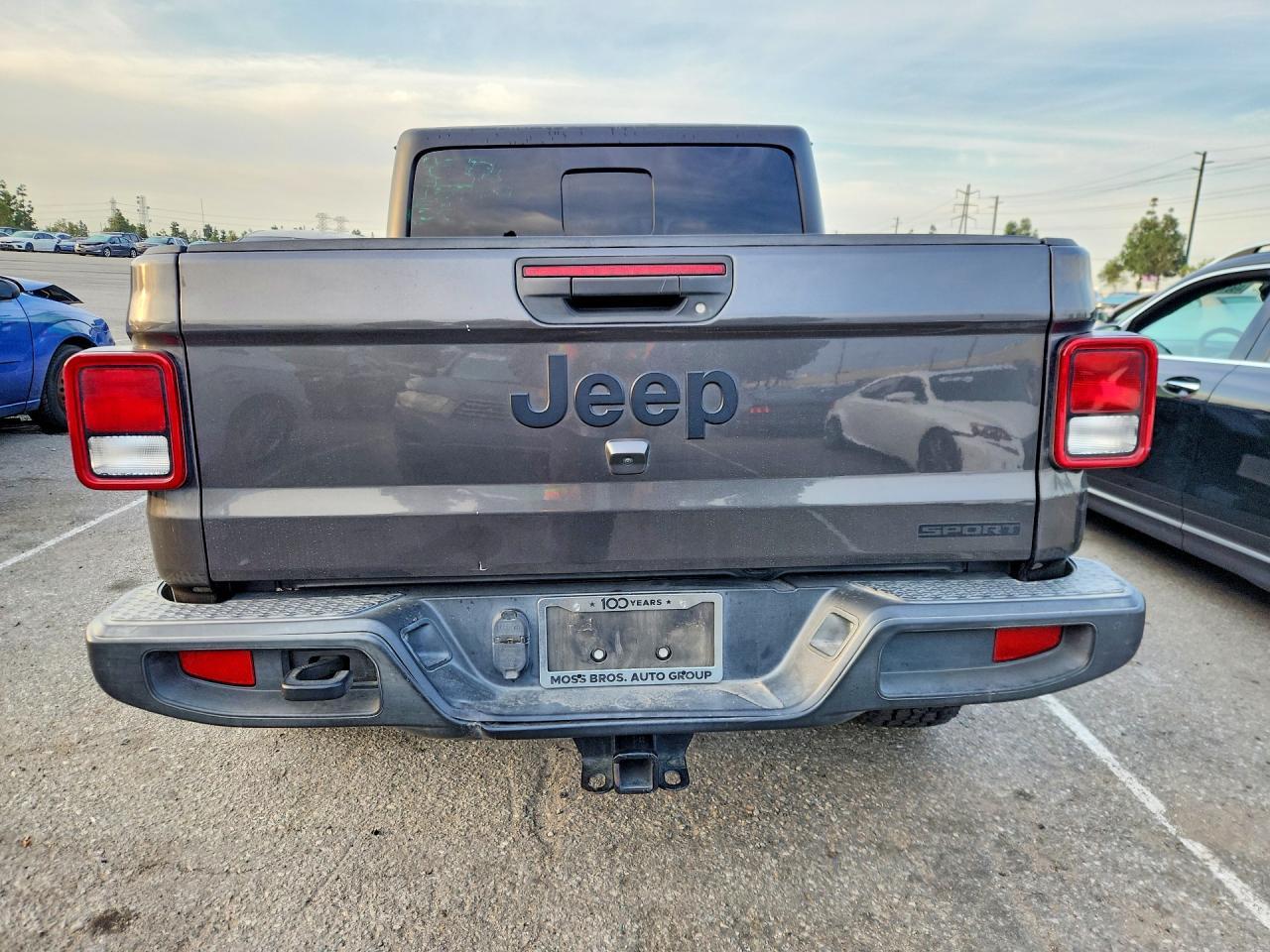 2021 Jeep Gladiator Sport