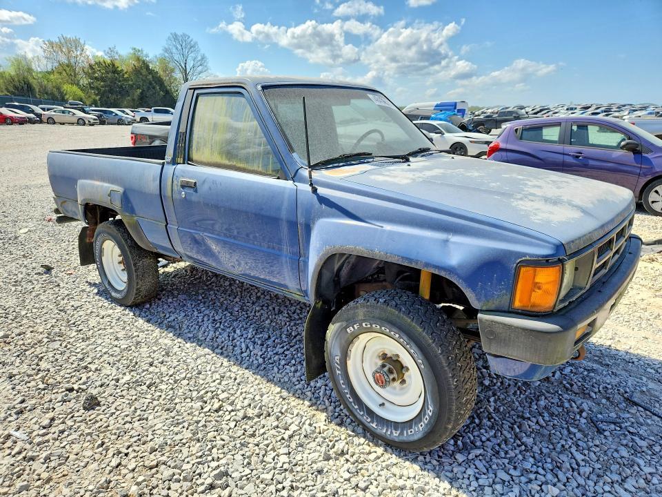 1985 Toyota Pickup Base