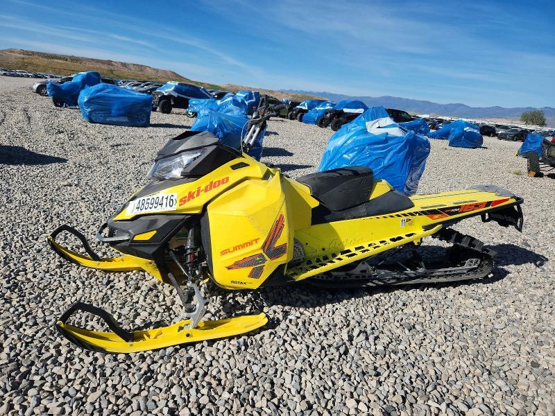 2015 Skidoo 800CC