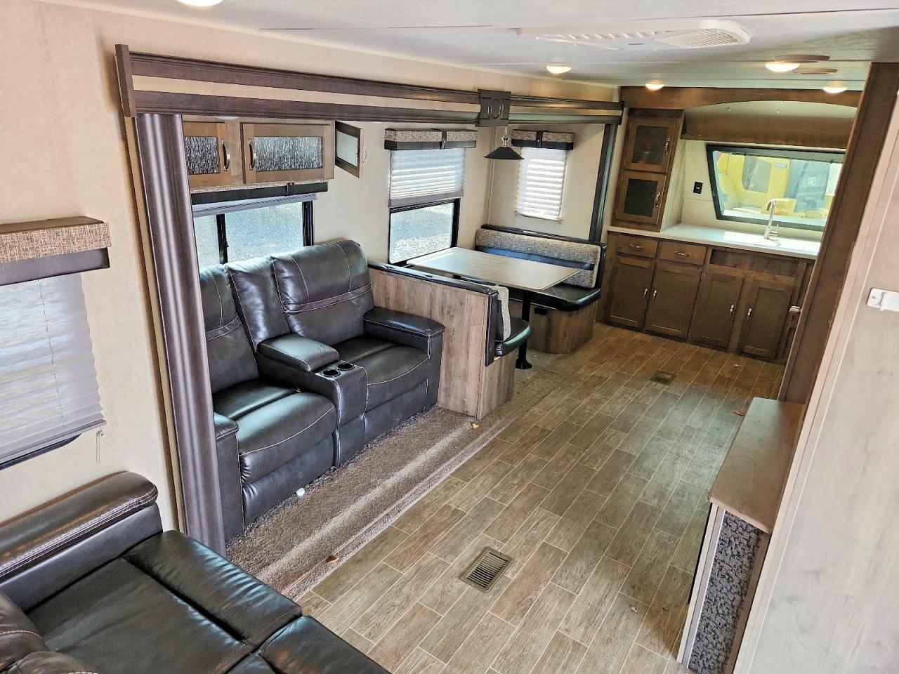 2019 Palamino Puma 2019 Forest River Puma Camper