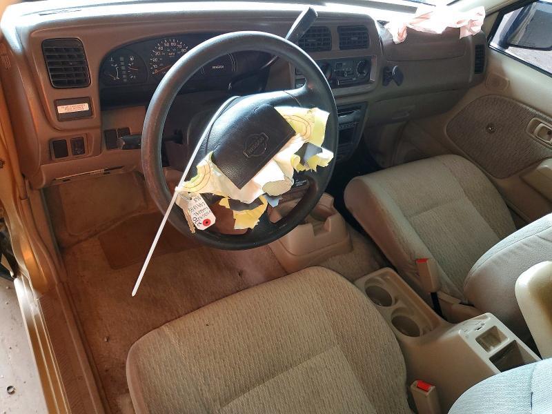 1998 Nissan Frontier xe