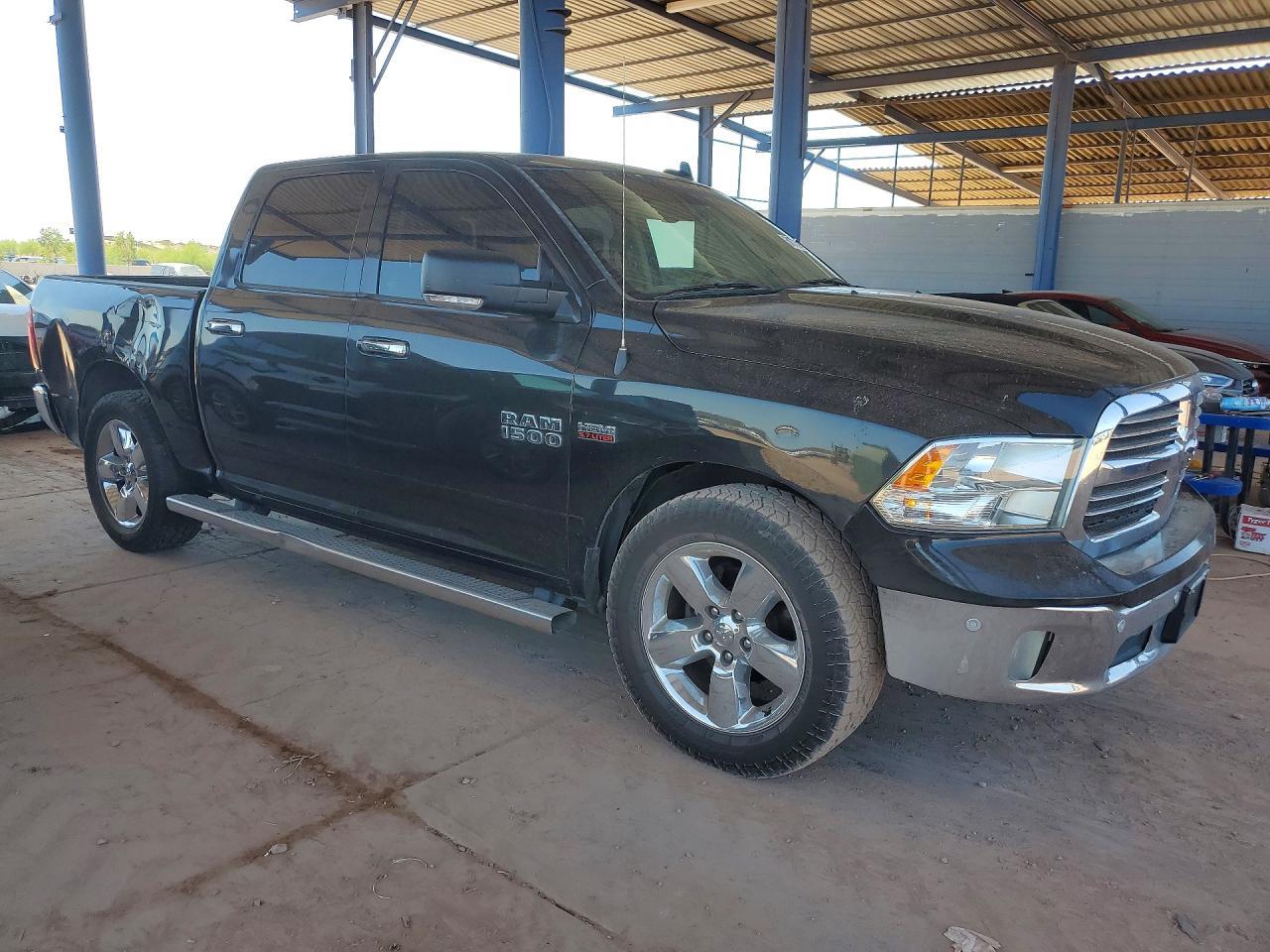 2016 Dodge RAM 1500 SLT