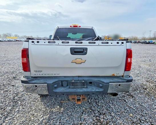 2011 Chevrolet Silverado K3500 LT