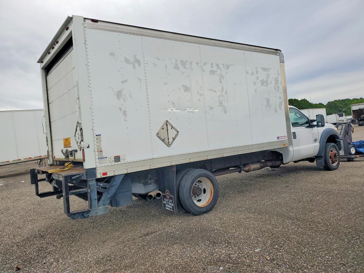 2015 Ford F450 Super Duty BOX Truck