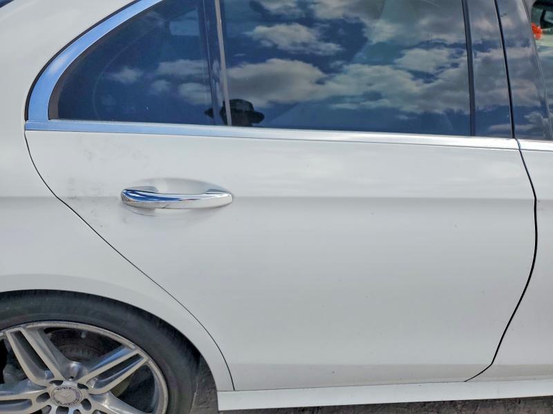 2017 Mercedes-Benz E 300