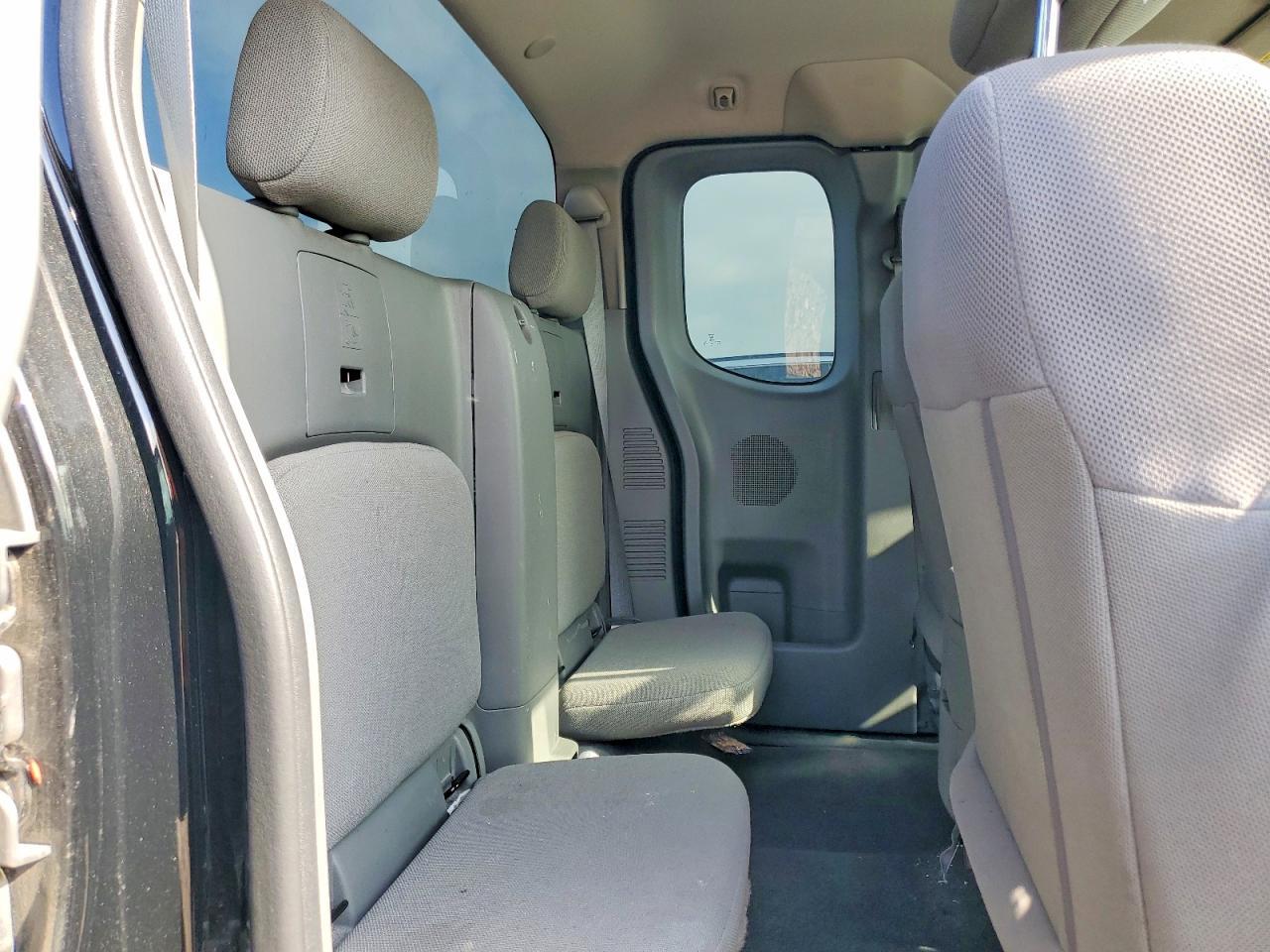 2019 Nissan Frontier S