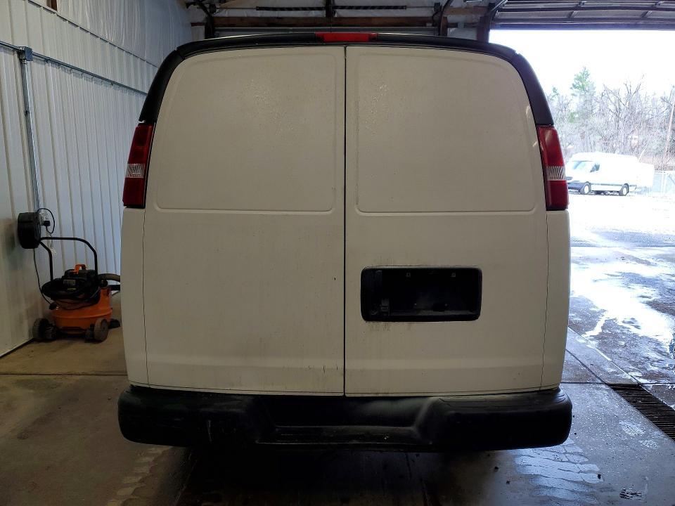 2017 Chevrolet Express 2500 Cargo Delivery van