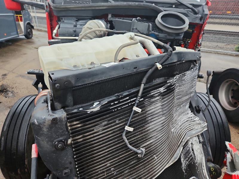 2022 Kenworth T680 Semi Truck