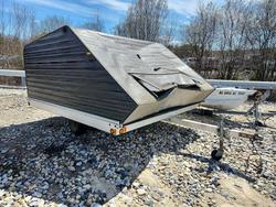 Salvage cars for sale from Copart Candia, NH: 2002 Loadrite 2002 Rance Aluminum Camper