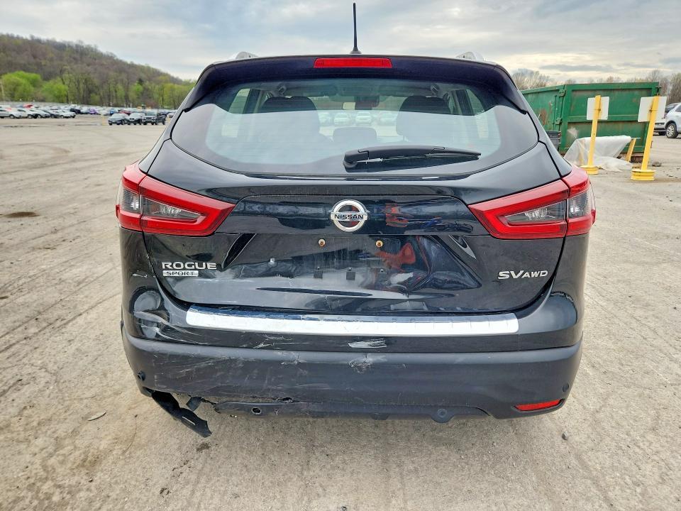 2022 Nissan Rogue Sport sv