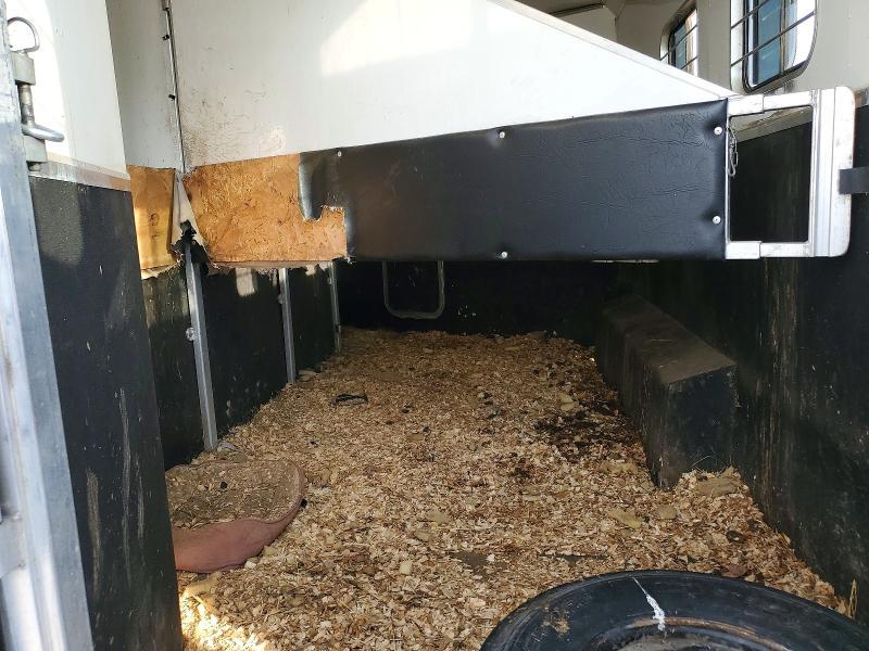 2002 Kiefer Built Inc. Horse Trailer
