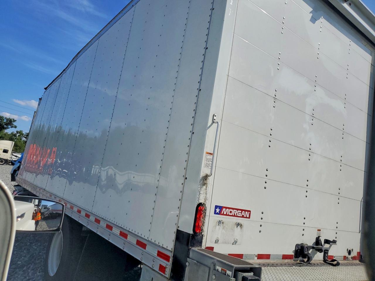 2025 International MV607 BOX Truck