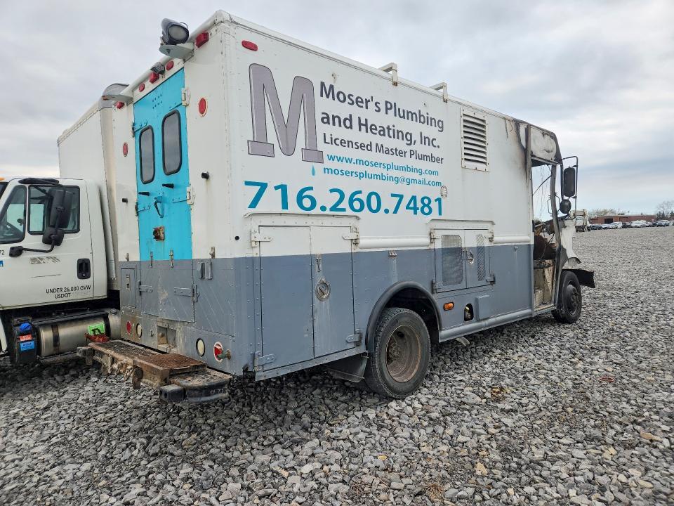 2010 Freigliner 2010 Freightliner MT45 Chassis Delivery Truck