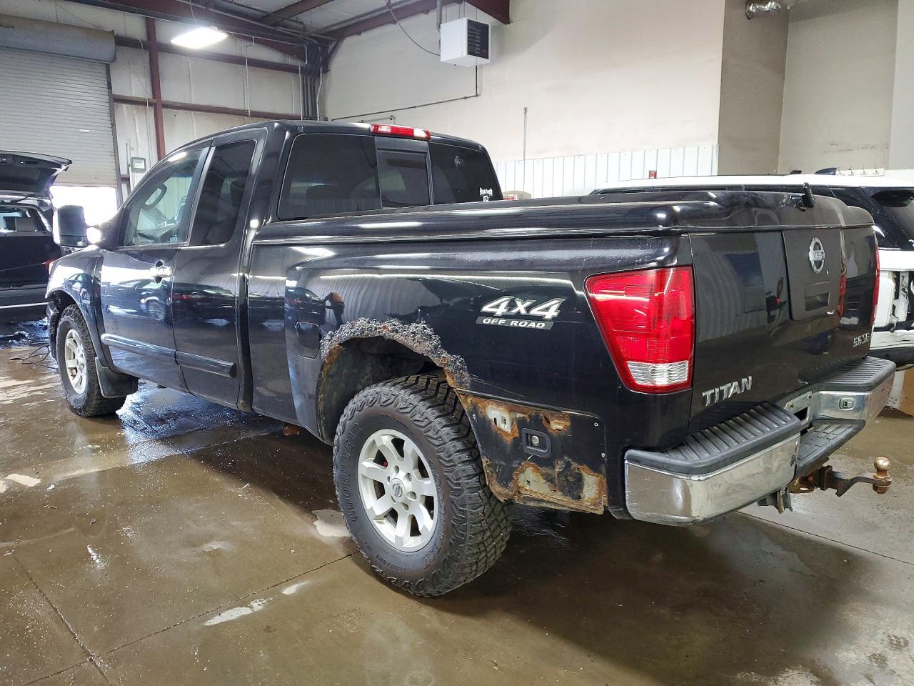 2004 Nissan Titan XE