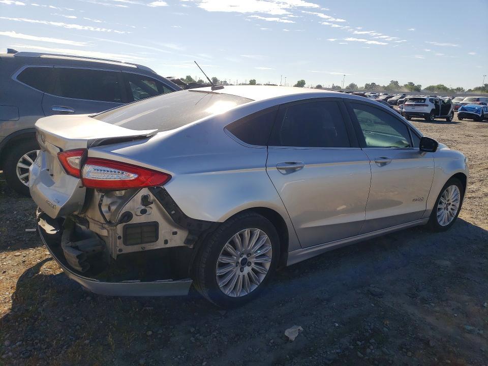 2016 Ford Fusion se Hybrid