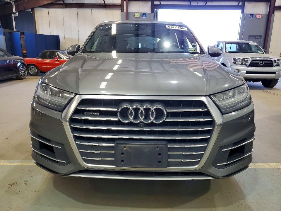 2017 Audi Q7 Premium Plus