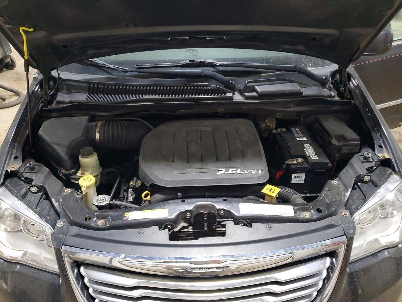 2012 Chrysler Town & Country Touring