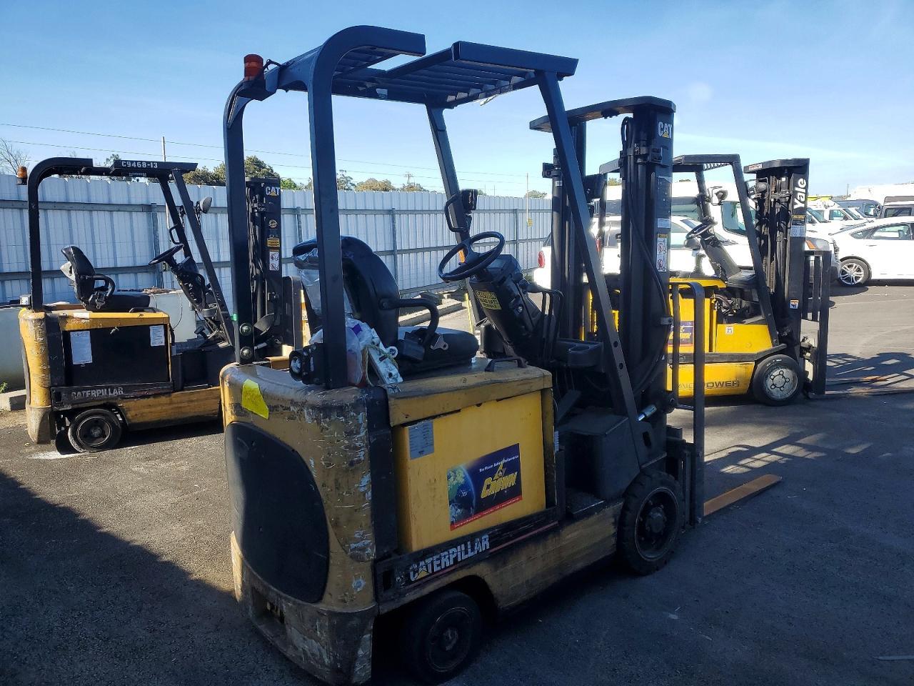 2002 Caterillar 2002 Caterpillar Forklift