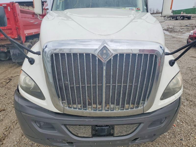 2016 International Prostar Semi Truck