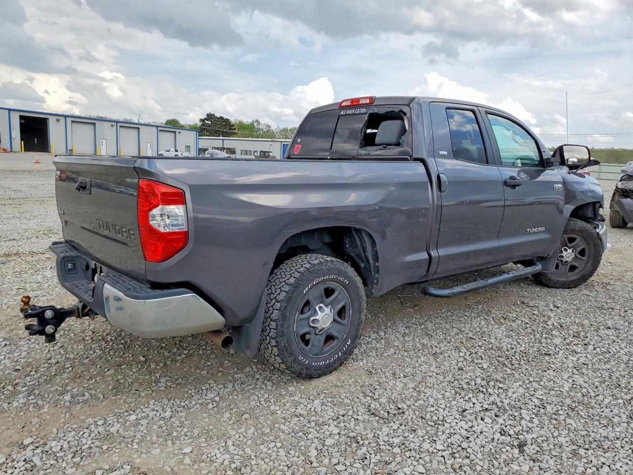 2016 Toyota Tundra SR5