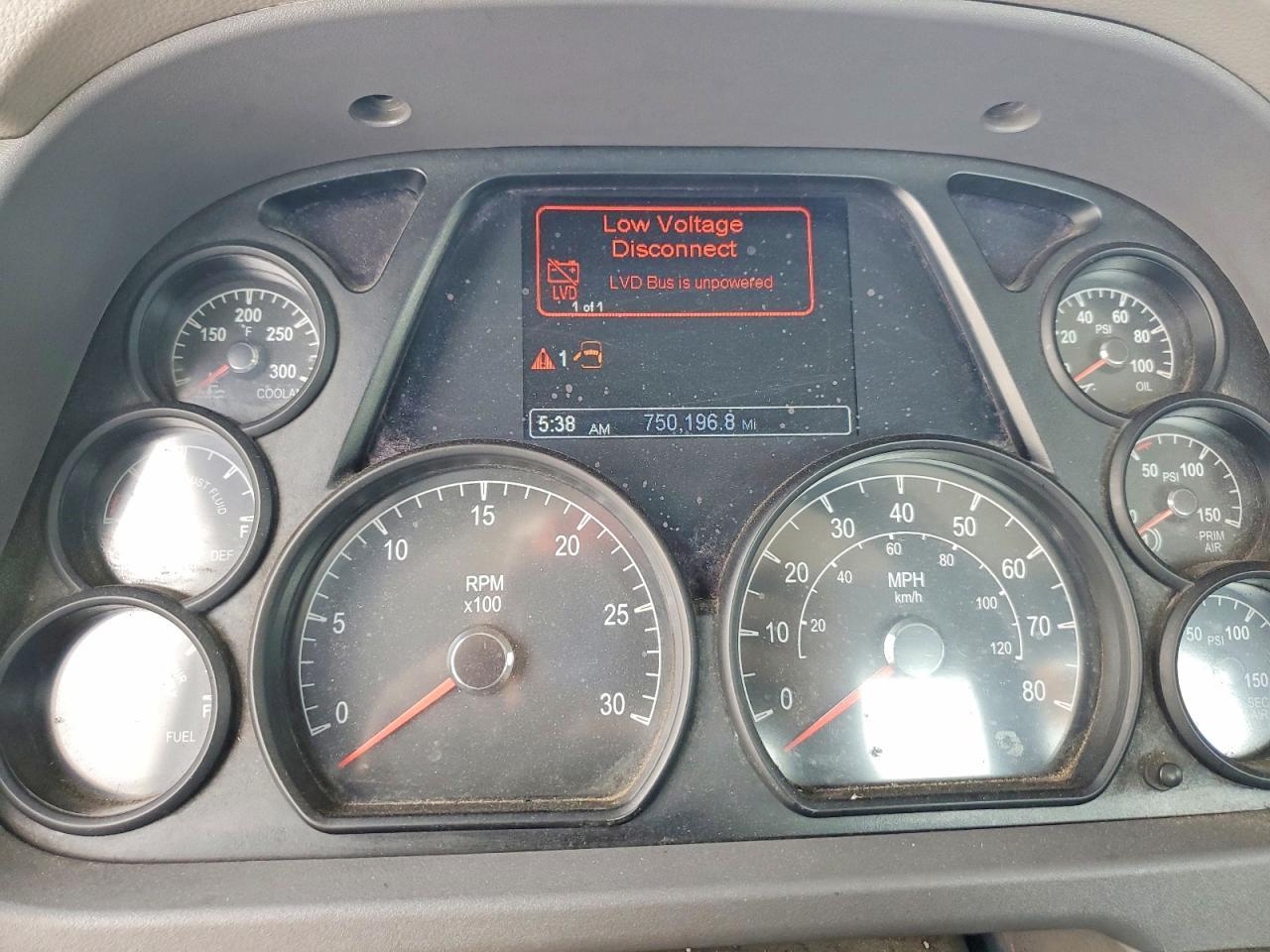 2017 Peterbilt 579 Semi Truck