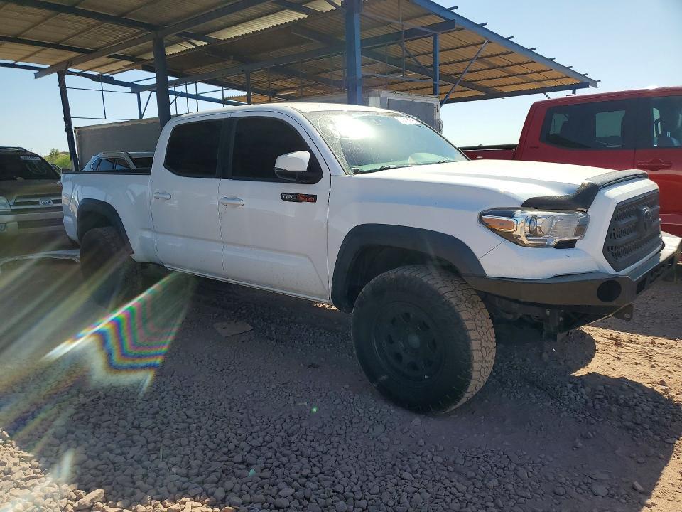 2017 Toyota Tacoma trd Off-road
