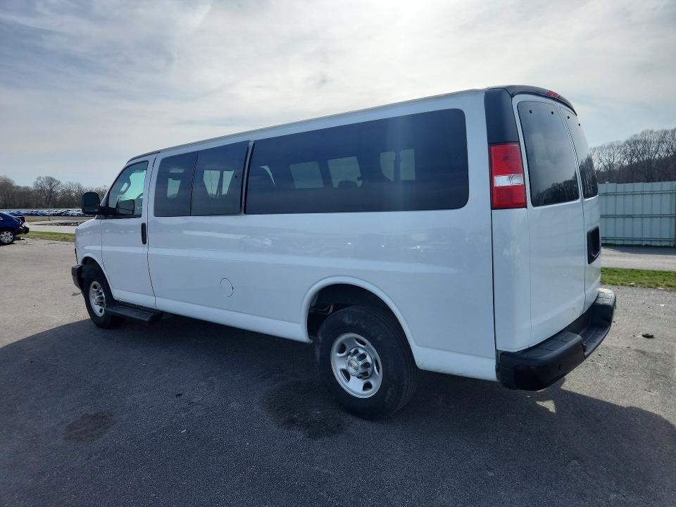 2023 Chevrolet Express G3500 ls