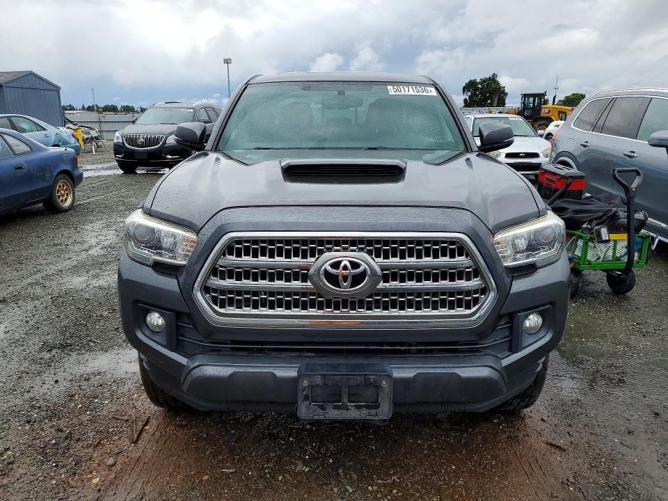 2017 Toyota Tacoma TRD Sport