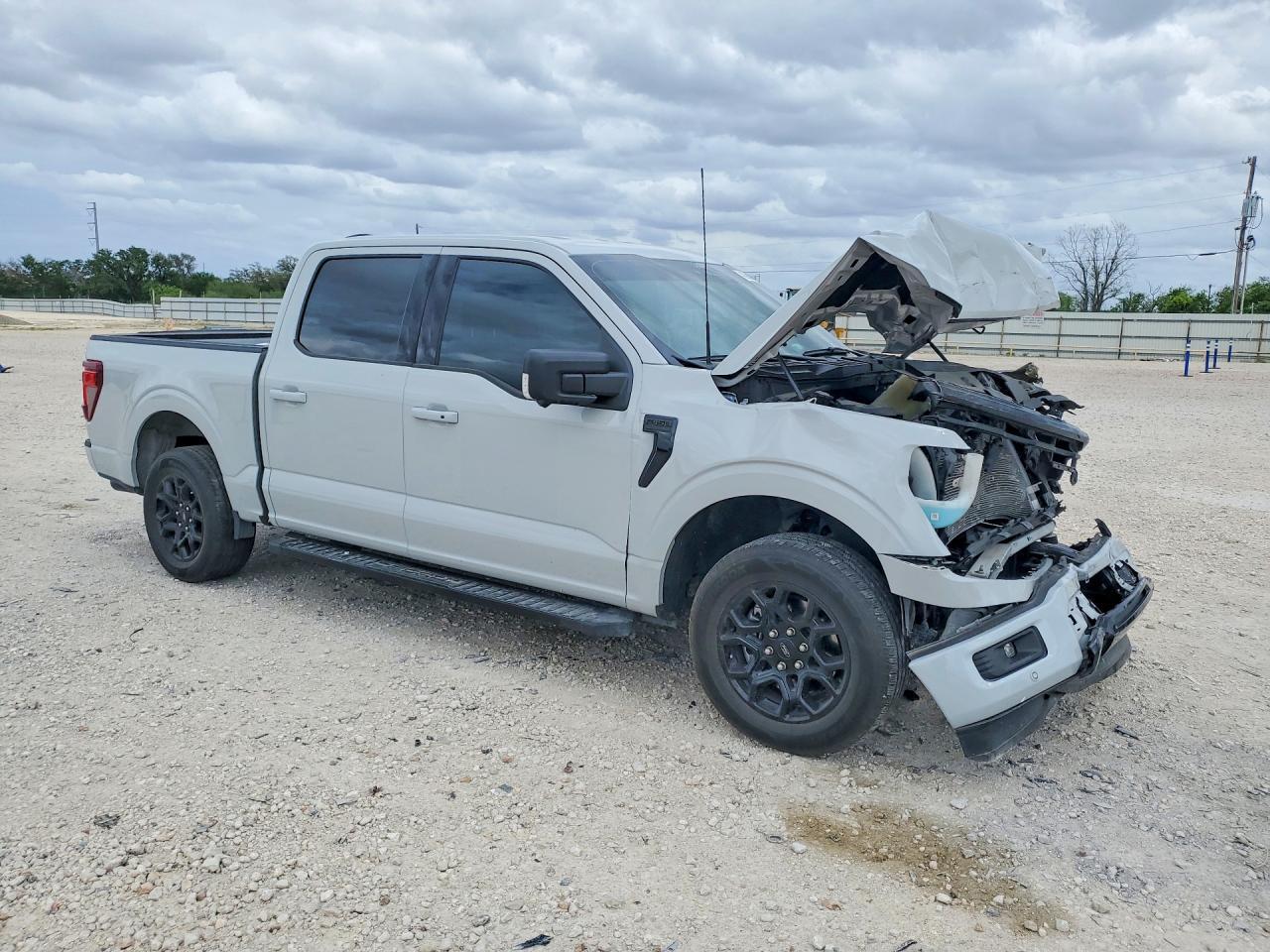 2024 Ford F150 XLT