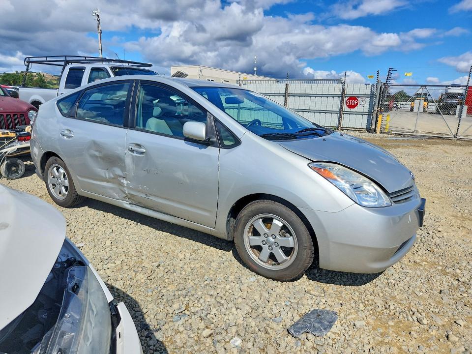 2005 Toyota Prius Base
