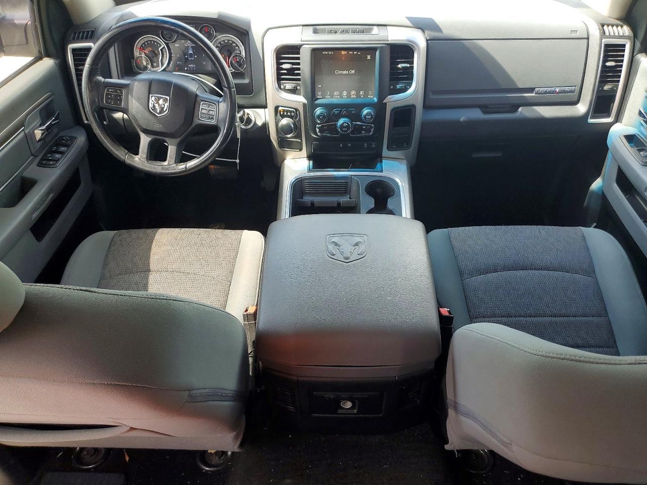 2017 Dodge RAM 1500 SLT