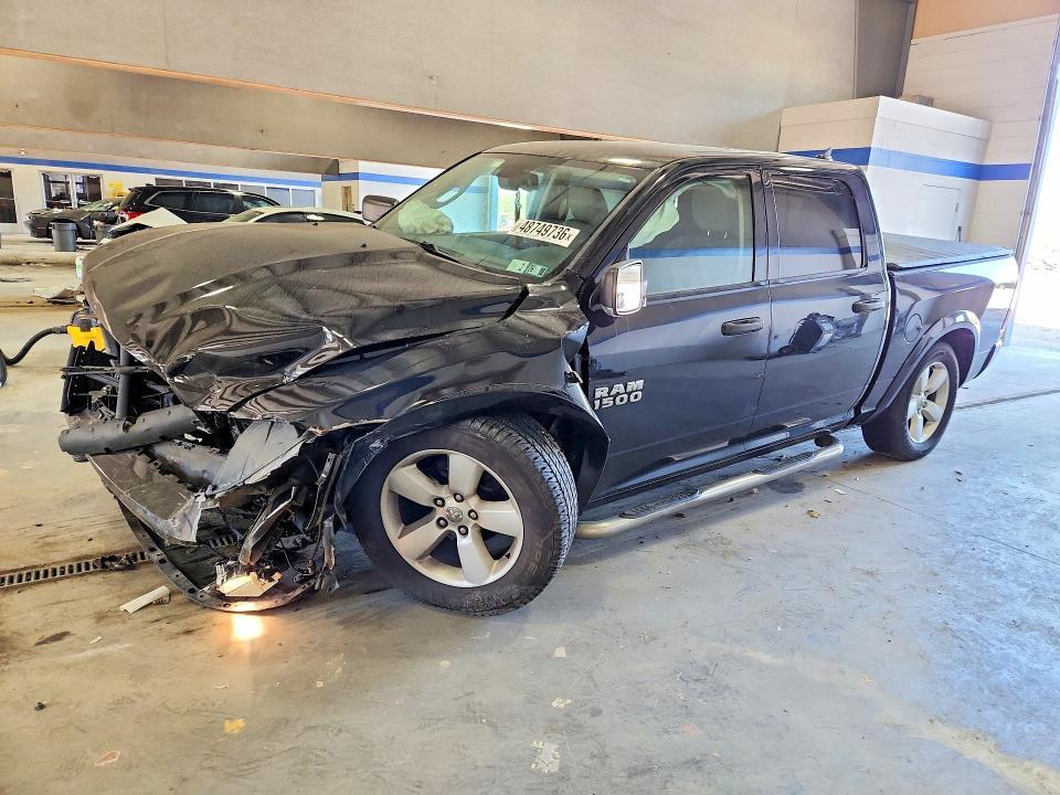 2015 Dodge RAM 1500 SLT