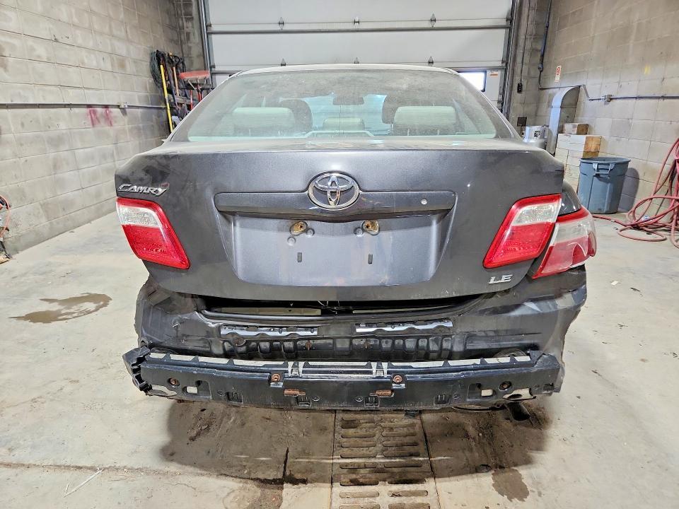 2009 Toyota Camry le