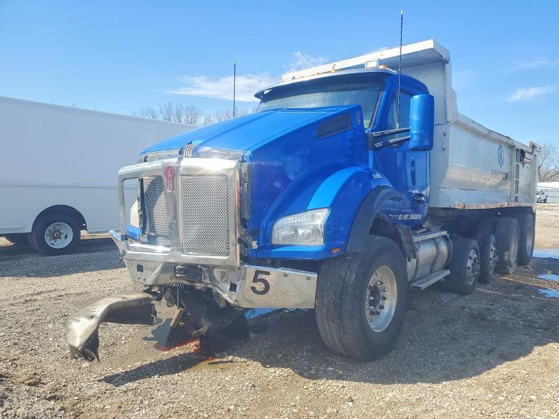 2015 Kenworth T880 Dump Truck