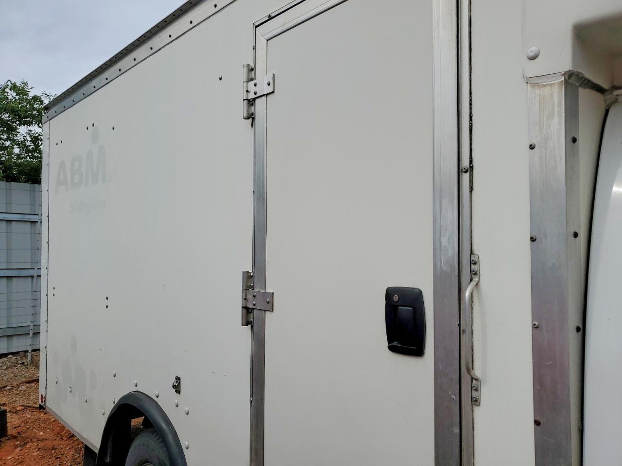 2020 Chevrolet Express Delivery Truck