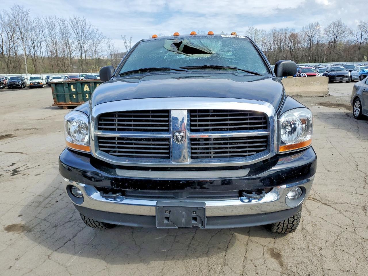 2006 Dodge RAM 2500 ST