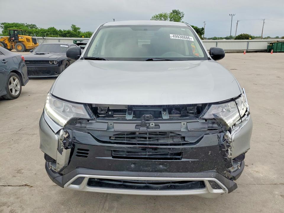 2020 Mitsubishi Outlander es
